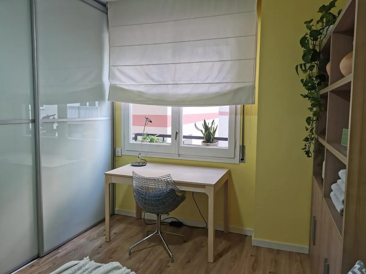 Dos habitaciones dobles en apartamento confortable L'Hospitalet de Llobregat España